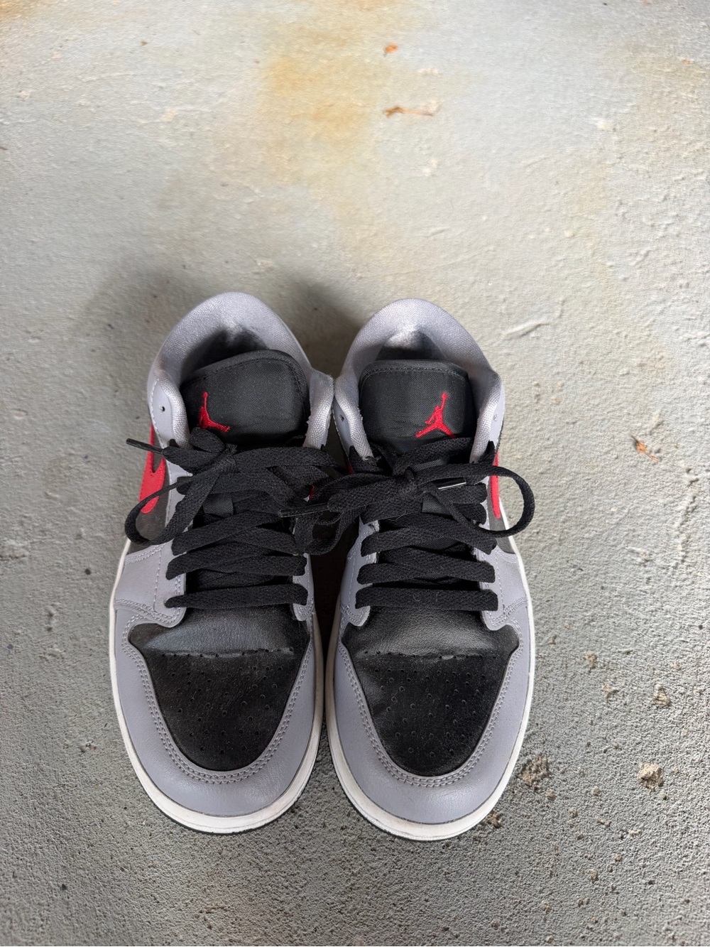 Women’s Nike Low Top Sneakers - Gray, Black & Red